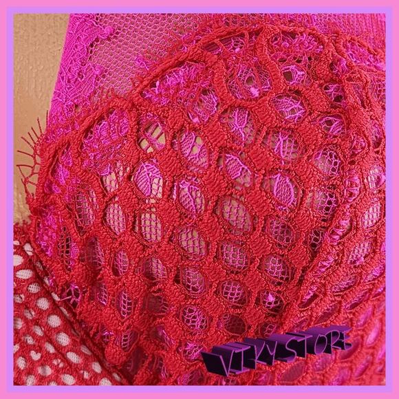 NWT Victoria's Secret Red Lace Plunge Bra 36C #7211 - Stunning Design 💖 NWT - Picture 5 of 6